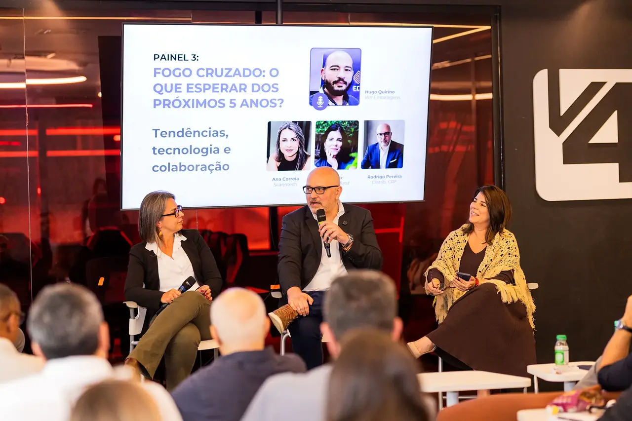 Painel sobre o futuro do canal indireto